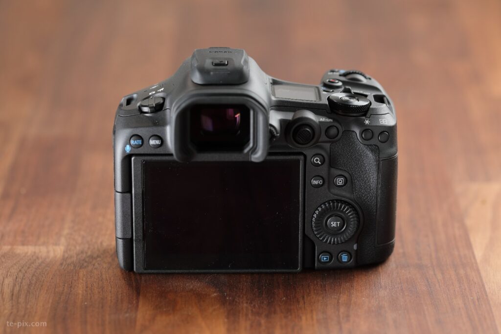 EOS R5 MarkIIの背面